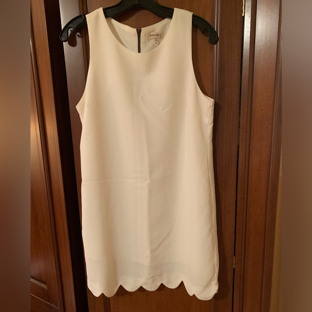 White scallop hem mini shift dress